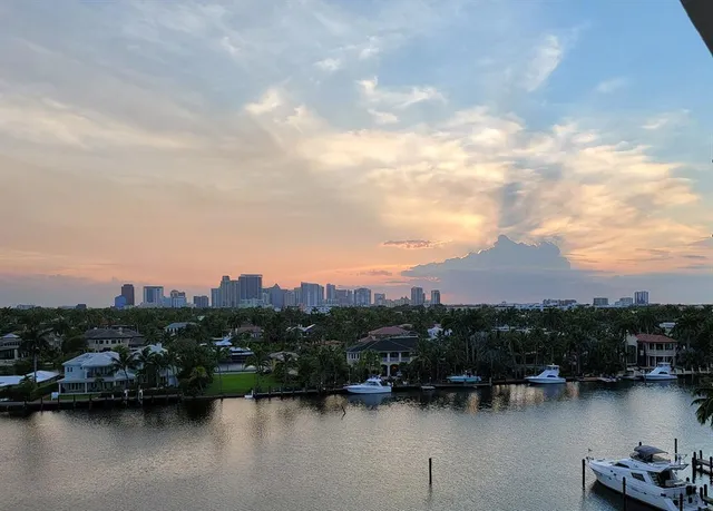 $499,000 | 333 Sunset Drive, Unit 503, Fort Lauderdale, FL 33301