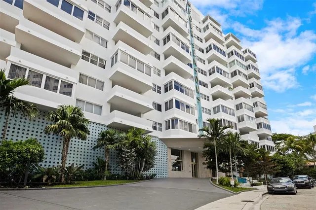 $499,000 | 333 Sunset Drive, Unit 503, Fort Lauderdale, FL 33301