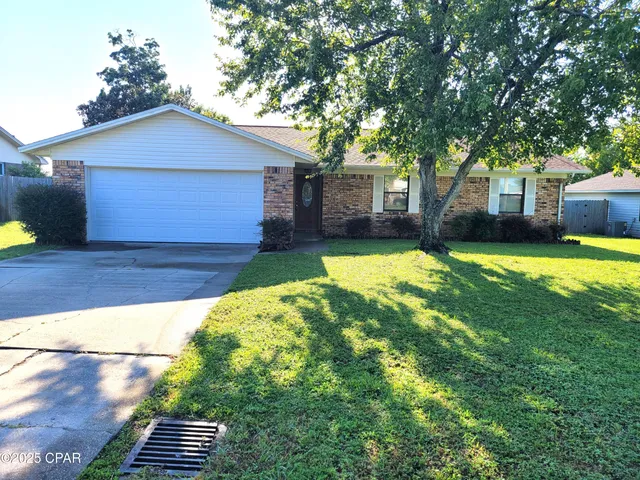 $1,900 | 1425 South Gay Avenue, Panama City, FL 32404