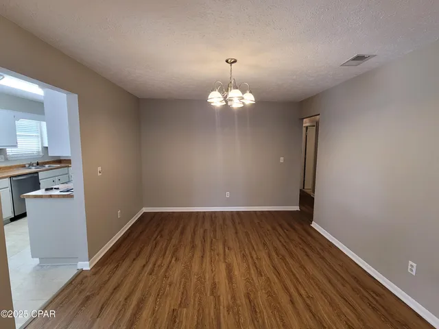 $1,900 | 1425 South Gay Avenue, Panama City, FL 32404