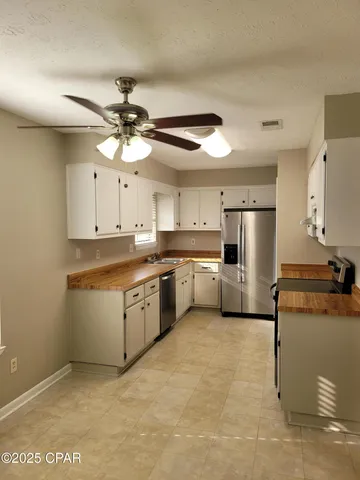 $1,900 | 1425 South Gay Avenue, Panama City, FL 32404