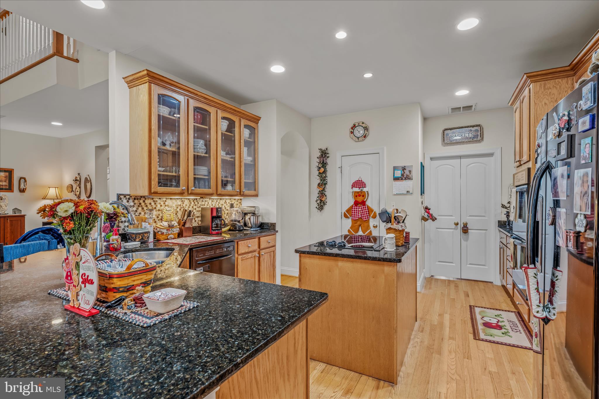 7020 Debold Road Thurmont, MD 21788 - Photo 28 of 83 Family to Kitchen