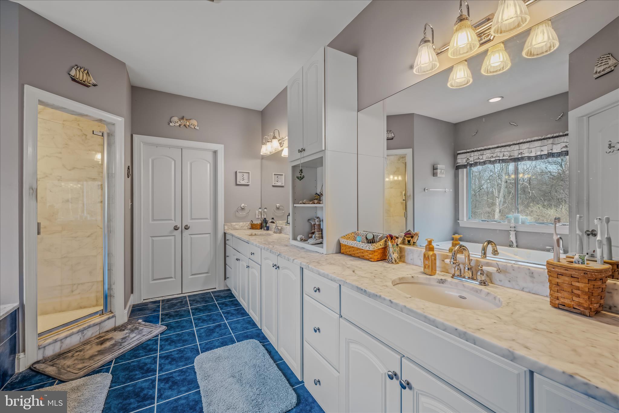 7020 Debold Road Thurmont, MD 21788 - Photo 36 of 72 Primary Bathroom