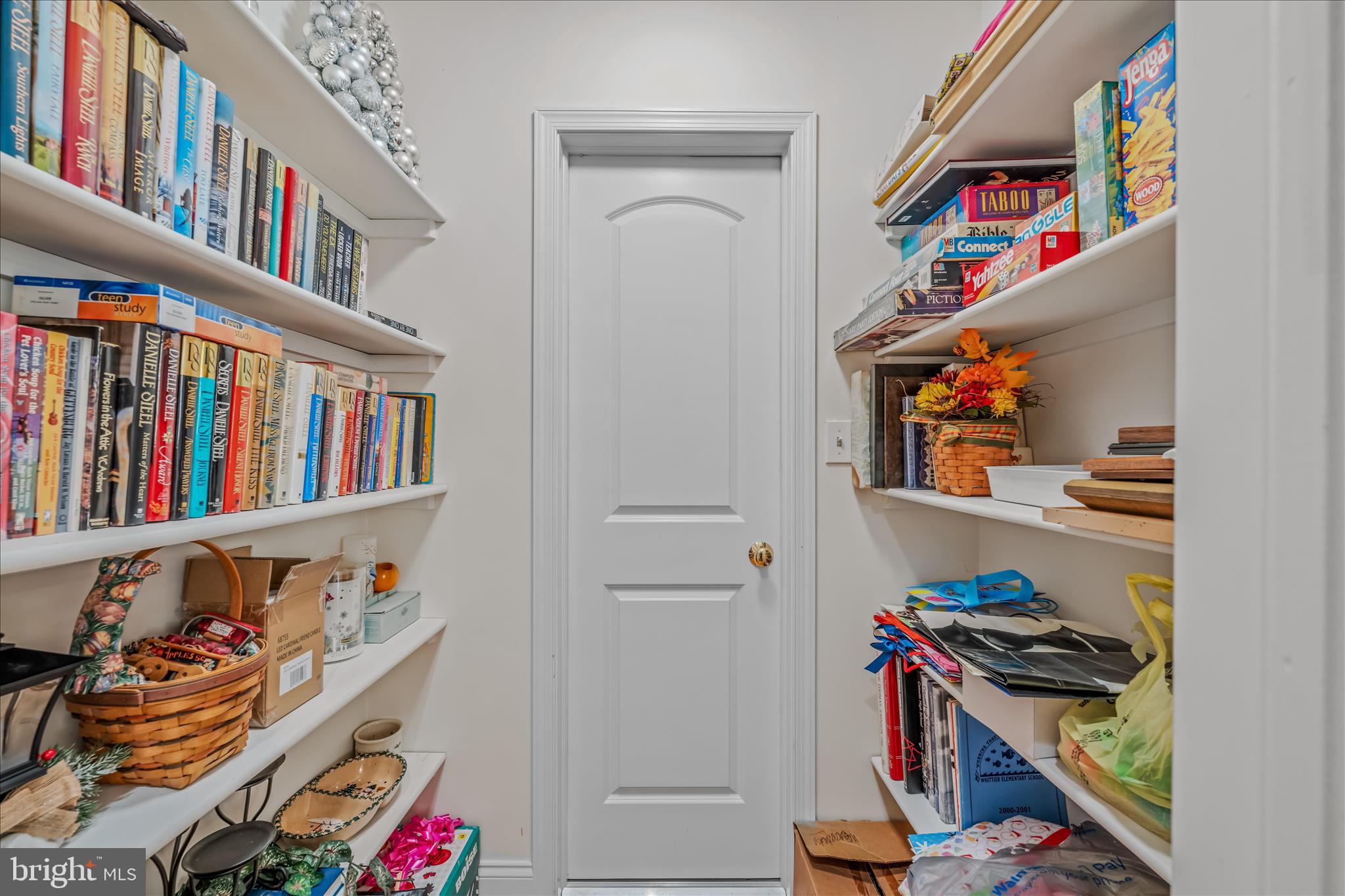 7020 Debold Road Thurmont, MD 21788 - Photo 43 of 83 Closet