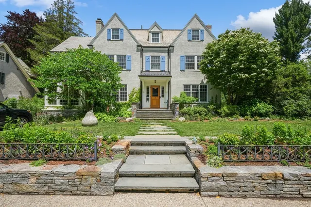 $33,000 | 15 Hubbard Park Road, Cambridge, MA 02138