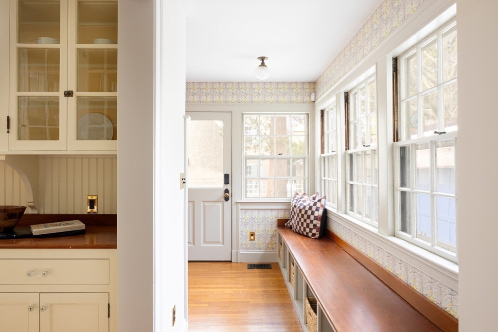 15 Hubbard Park Road Cambridge, MA 02138 - Photo 10 of 31 a spacious bathroom with a tub and 2 sink
