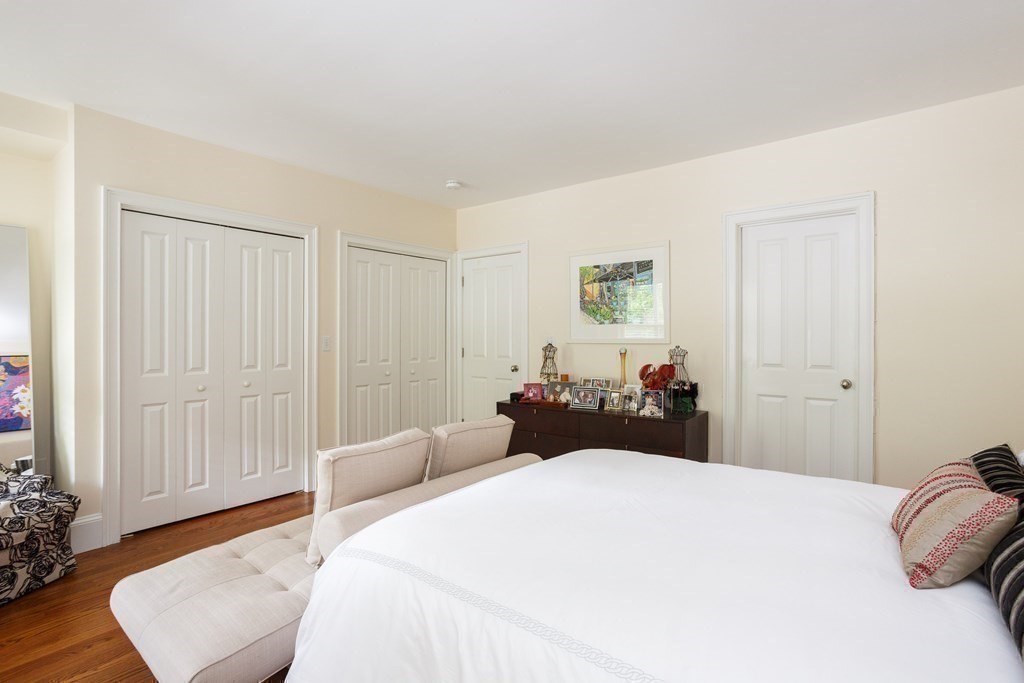 20 Braddock Park, Unit A Boston, MA 02116 - Photo 11 of 18