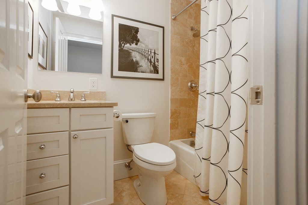 20 Braddock Park, Unit A Boston, MA 02116 - Photo 14 of 18