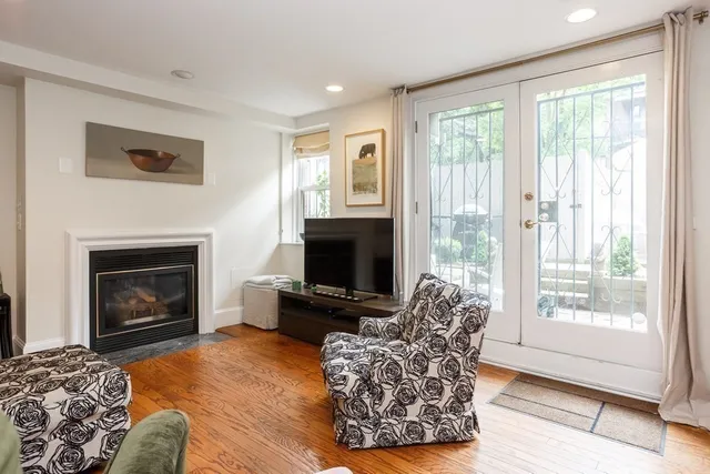 $6,975 | 20 Braddock Park, Unit A, Boston, MA 02116