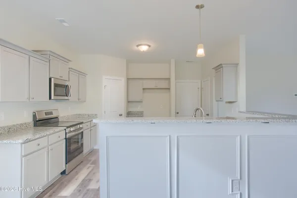 $339,800 | 719 Jasmine Lane, Jacksonville, NC 28546