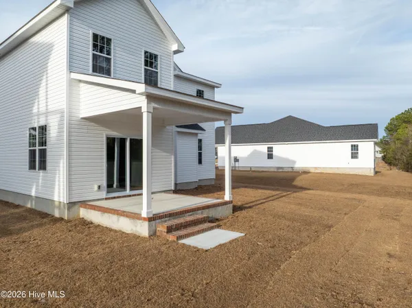 $339,800 | 719 Jasmine Lane, Jacksonville, NC 28546
