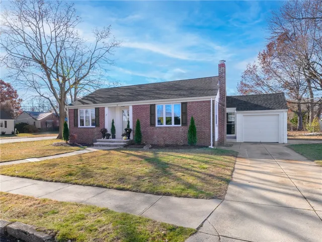 $499,000 | 41 Drake Road, Warwick, RI 02888