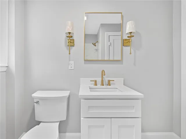 $499,000 | 41 Drake Road, Warwick, RI 02888