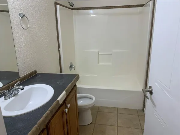 $1,695 | 5737 Franklin Avenue, New Orleans, LA 70122