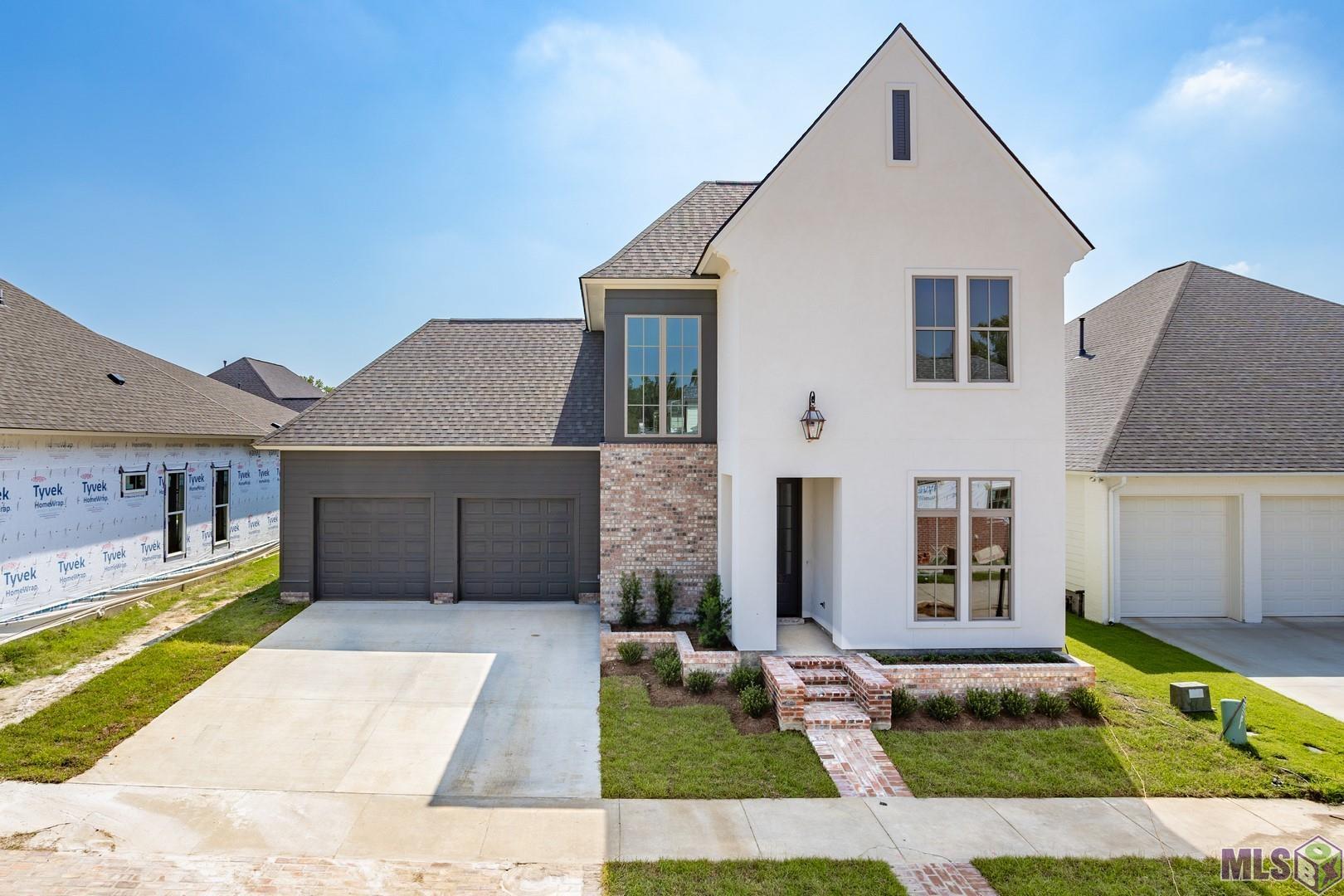 2127 Stableford Lane Baton Rouge, LA 70809 - Photo 1 of 46 Welcome to 2127 Stableford Lane in Charming Brentwood Park