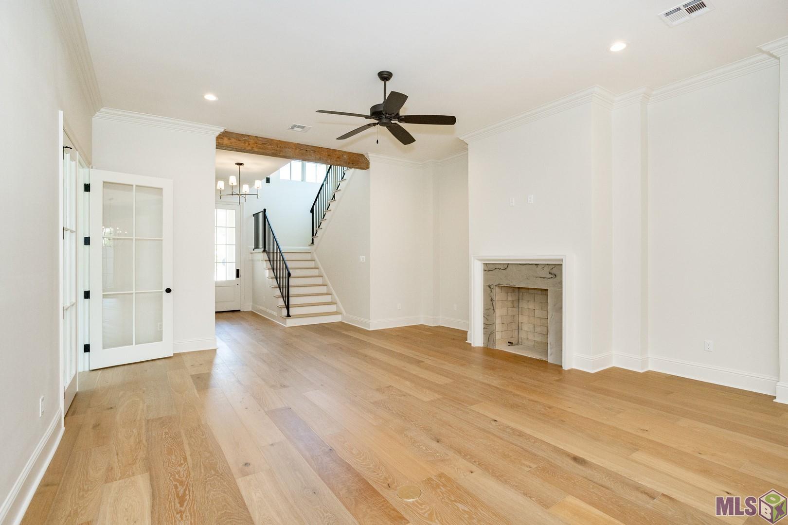 2127 Stableford Lane Baton Rouge, LA 70809 - Photo 11 of 46 Large Living Room with Fireplace and Office Space