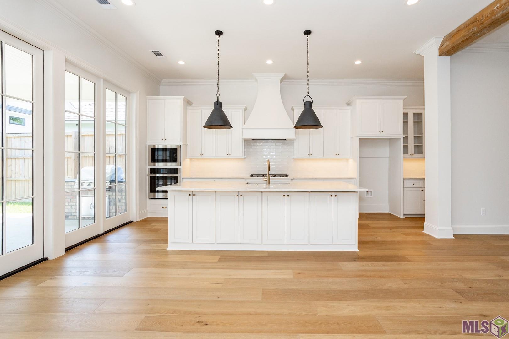 2127 Stableford Lane Baton Rouge, LA 70809 - Photo 3 of 46 View of Kitchen From the Dining Space