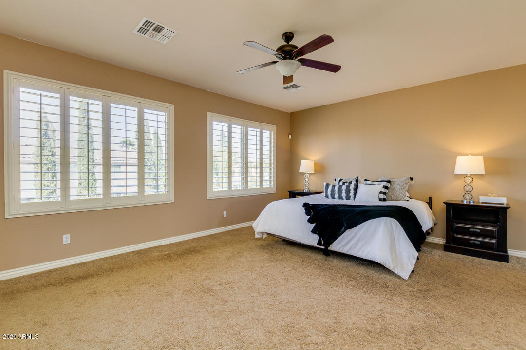 4640 East Reins Road Gilbert, AZ 85297 - Photo 34 of 122 32-Reins