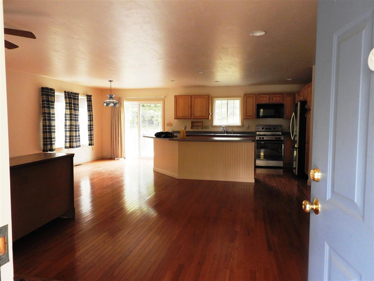 246 Stoneham Road Brookfield, NH 03872 - Photo 14 of 27