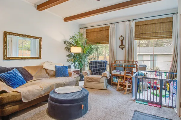 $3,000 | 4420 South Rhett Avenue, North Charleston, SC 29405