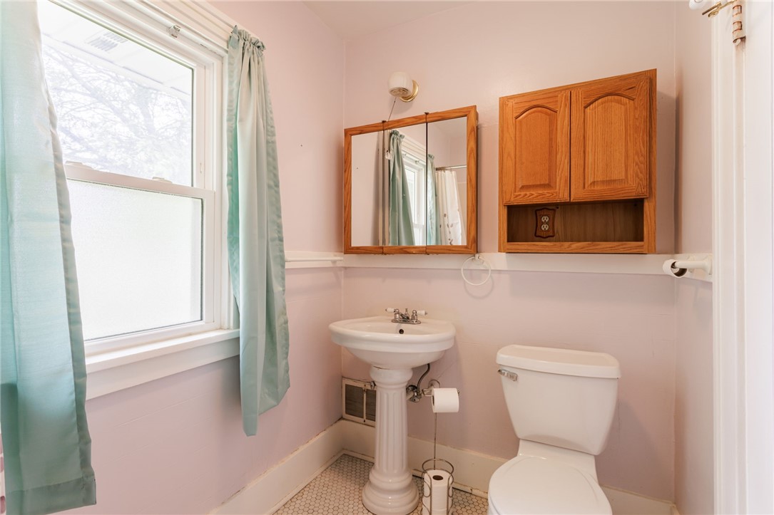 110 Estall Road Greece, NY 14616 - Photo 20 of 25