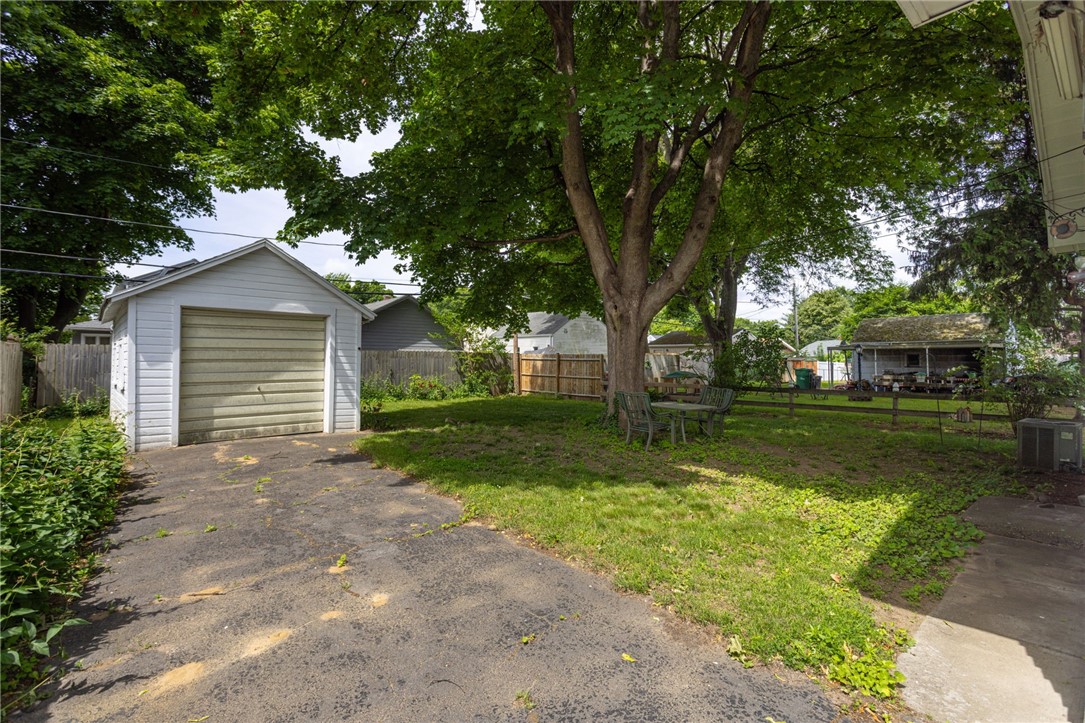 110 Estall Road Greece, NY 14616 - Photo 7 of 25