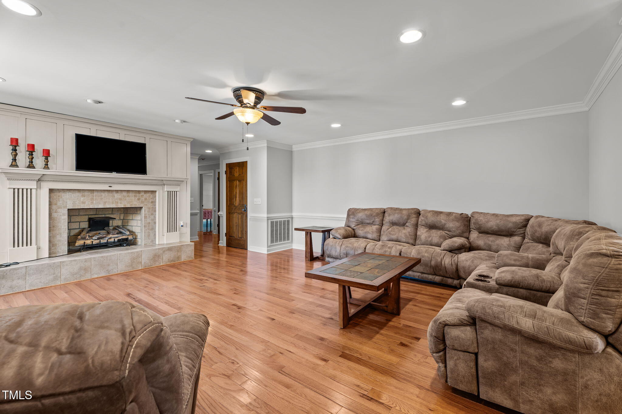 919 Drag Strip Road Benson, NC 27504 - Photo 13 of 54 Family Room