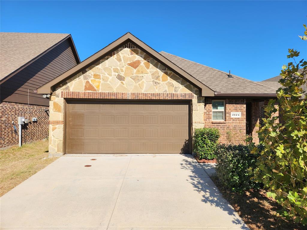 2124 Hobby Drive Forney, TX 75126 - Photo 2 of 40 Front of home viewed from sidewalk