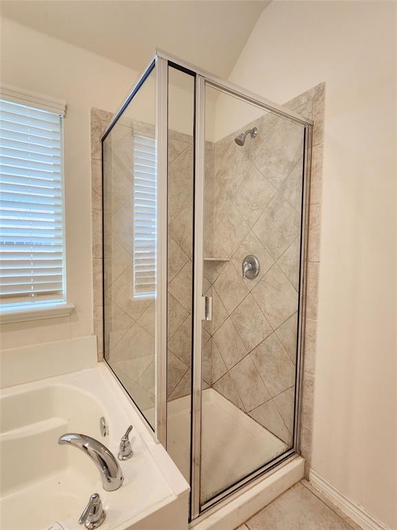 2124 Hobby Drive Forney, TX 75126 - Photo 30 of 40 Master bathroom