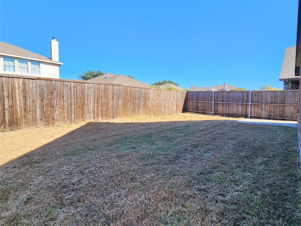 2124 Hobby Drive Forney, TX 75126 - Photo 36 of 40 Backyard