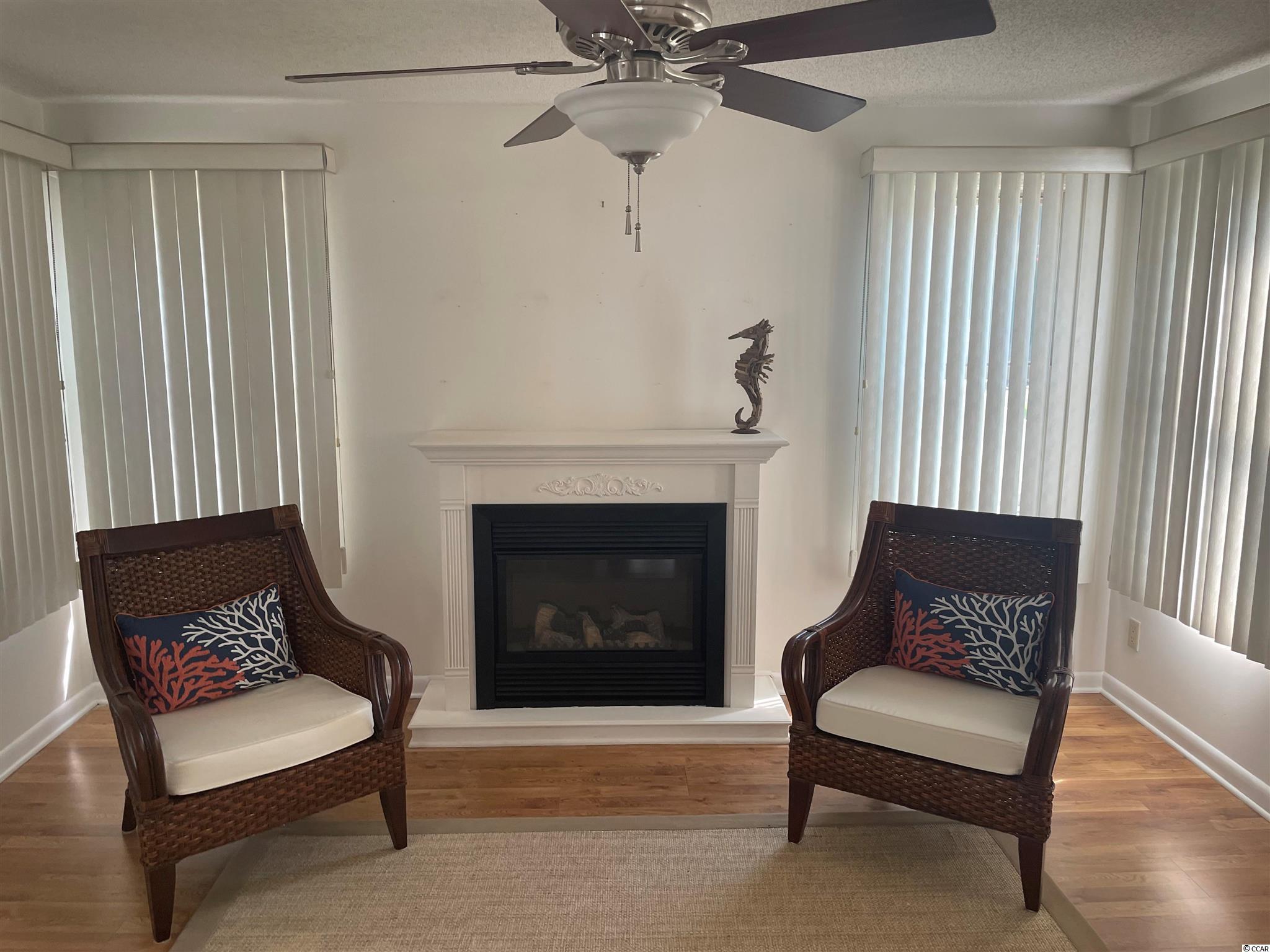 825 Keel Court Murrells Inlet, SC 29576 - Photo 6 of 29 Gallery Image 6