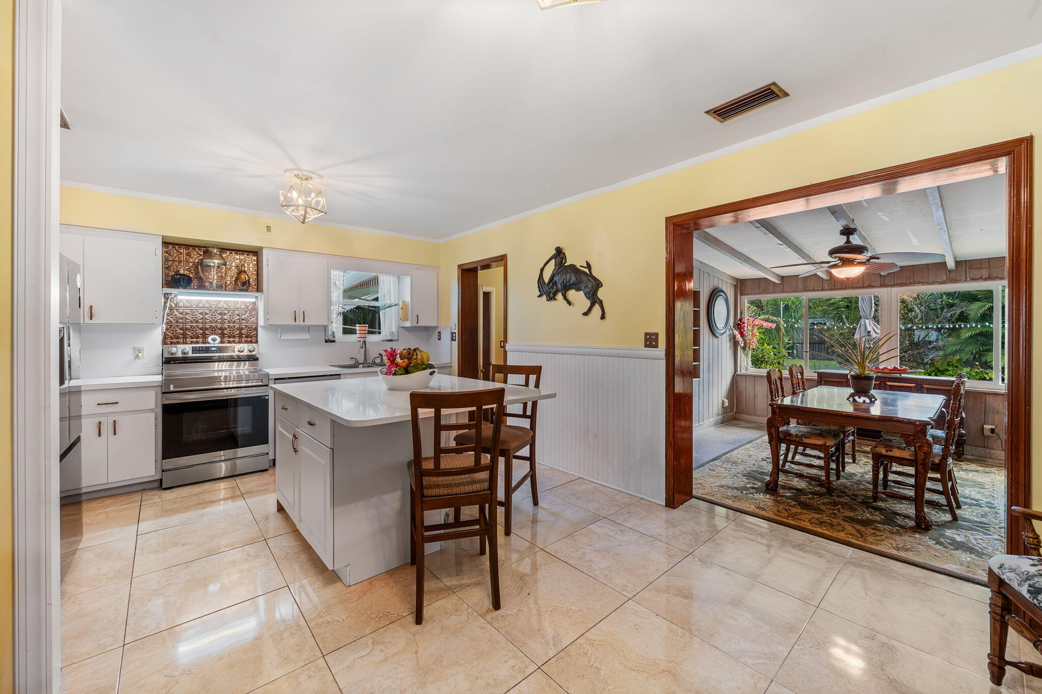 1810 High Ridge Road Lake Worth, FL 33461 - Photo 7 of 47 34-web-or-mls-DSC07585