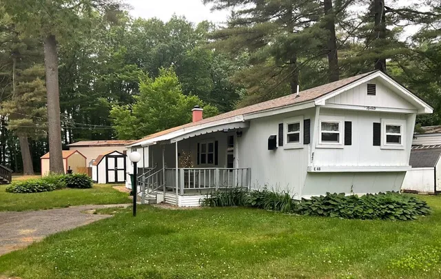 $57,500 | 48 Robbins Street, Hinsdale, NH 03451