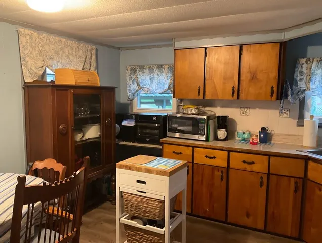 $57,500 | 48 Robbins Street, Hinsdale, NH 03451