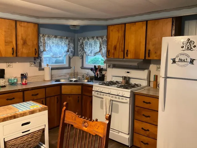 $57,500 | 48 Robbins Street, Hinsdale, NH 03451