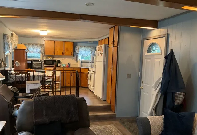 $57,500 | 48 Robbins Street, Hinsdale, NH 03451