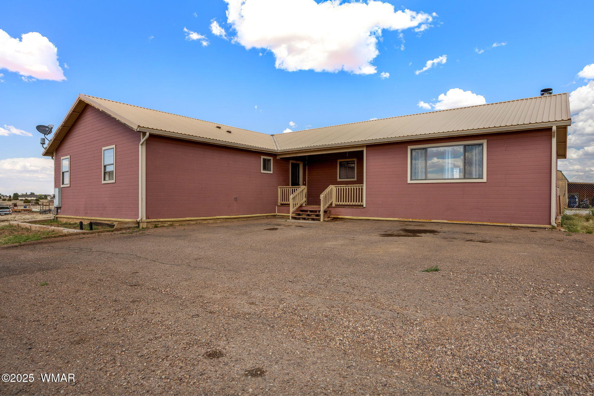 529 Foothills Boulevard Taylor, AZ 85939 - Photo 6 of 30 Front of Home