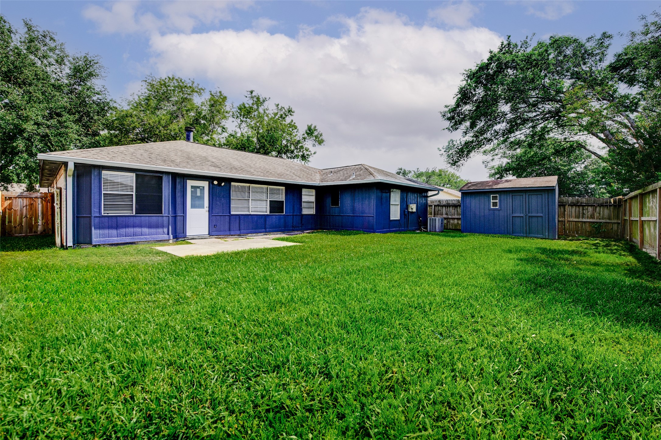 9842 Shell Rock Road La Porte, TX 77571 - Photo 23 of 27