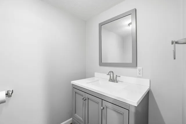 $1,885,000 | 22 Del Prete Drive, Hingham, MA 02043