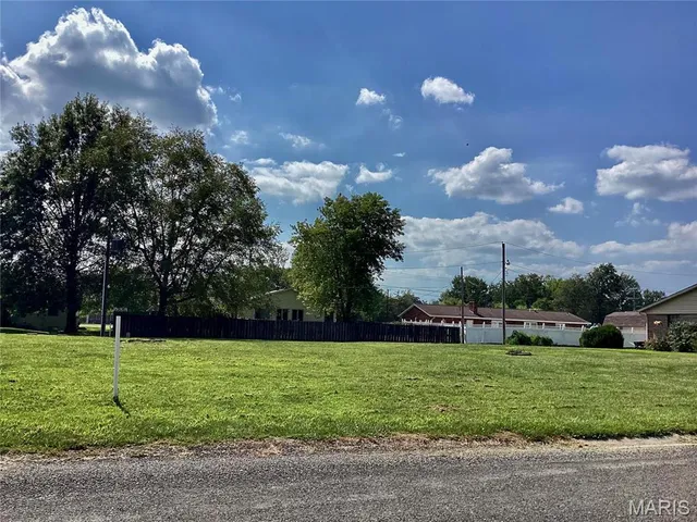 $27,900 | 103 Draco Drive, Freeburg, IL 62243