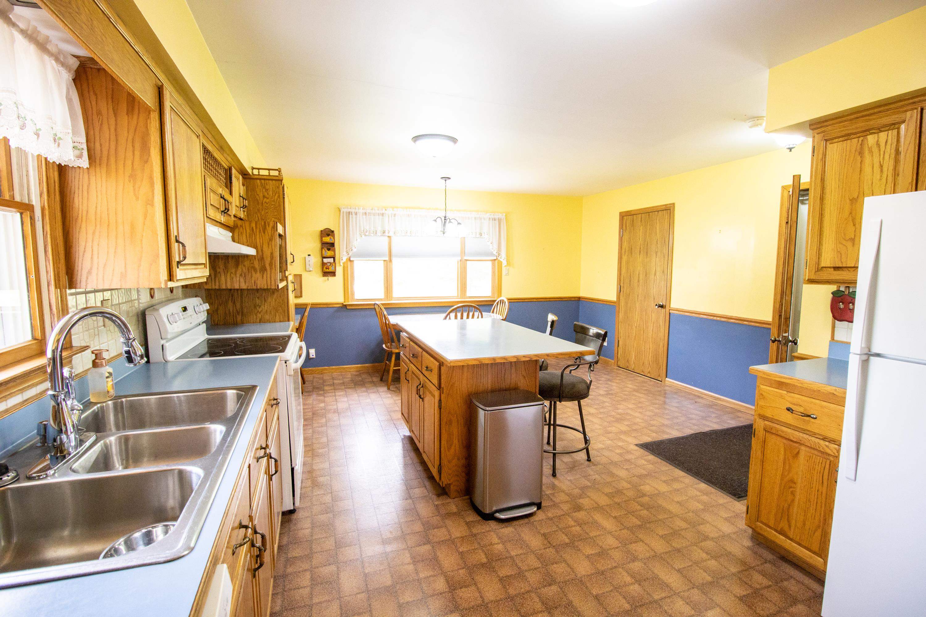 1095 East Wilson Road Clio, MI 48420 - Photo 7 of 52 50109853-6.JPG