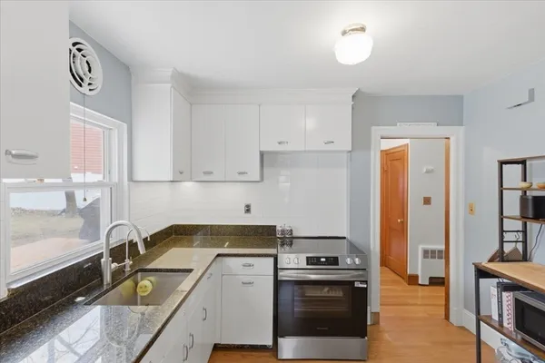 $725,000 | 11 Stimson Street, Boston, MA 02132