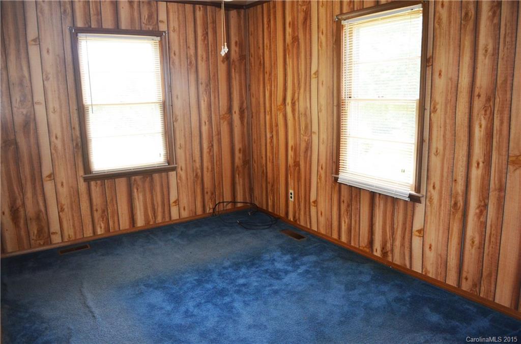 1052 Smyre Farm Road Newton, NC 28658 - Photo 5 of 15 Gallery Image 5