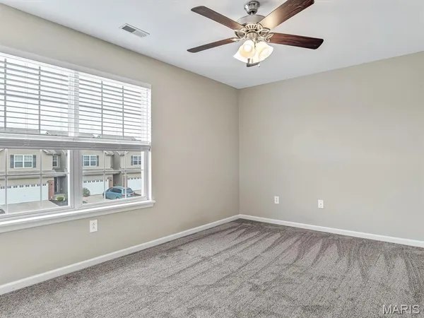 $2,700 | 863 Harbor Woods Drive, Fairview Heights, IL 62208