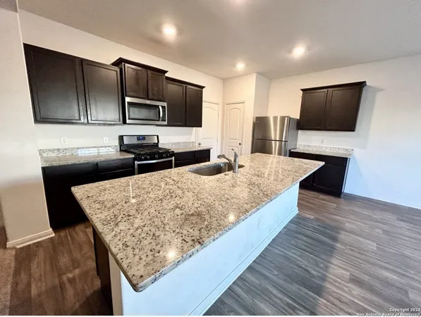 $2,000 | 15114 Harbor Landing, Von Ormy, TX 78073