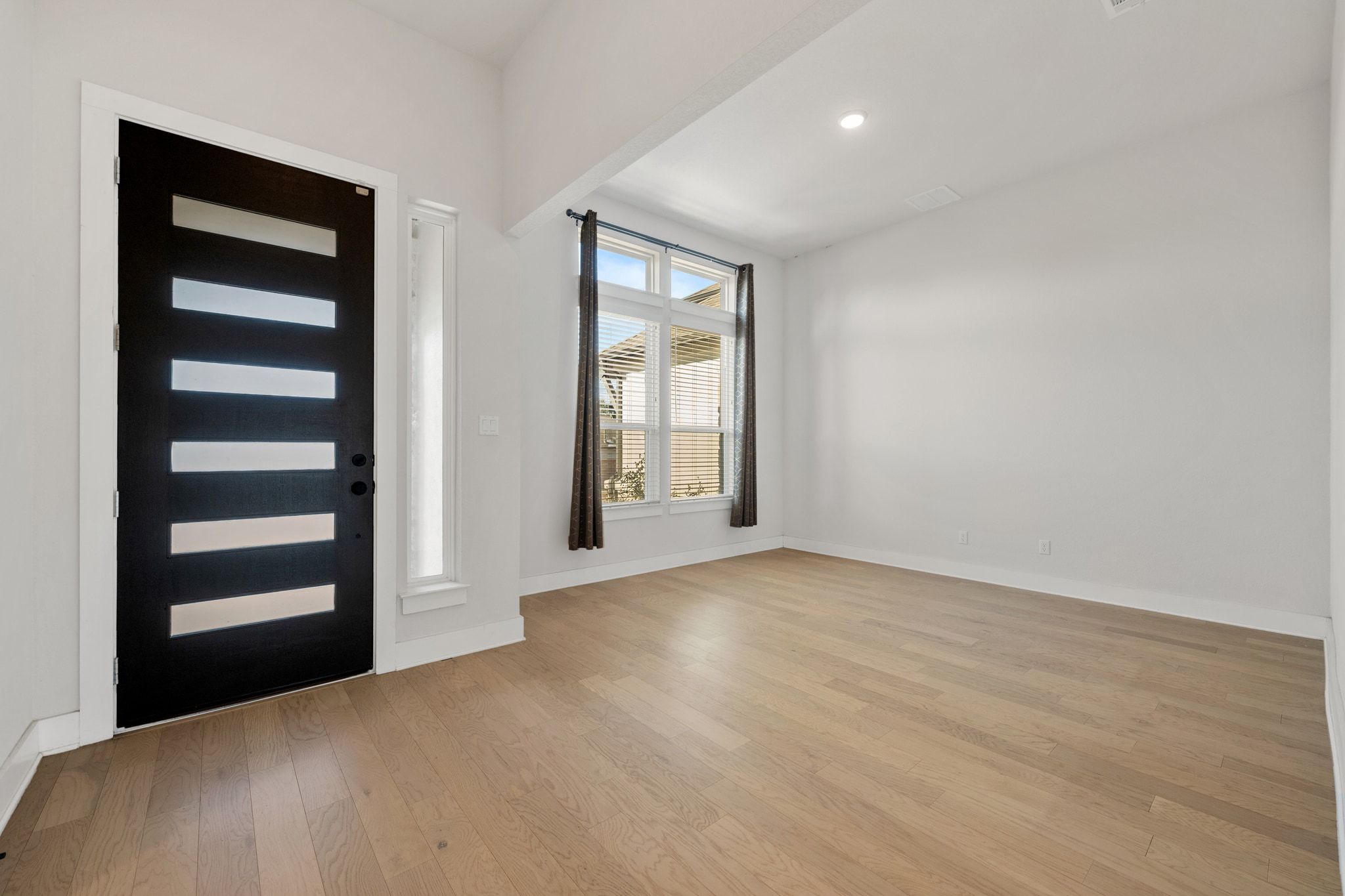 957 Arrowhead Ranch Boulevard Dripping Springs, TX 78620 - Photo 3 of 31 Office