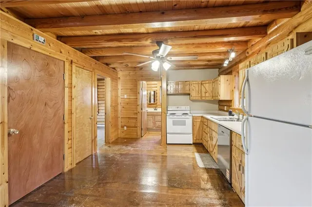 $219,900 | 2977 Jay Drive, New Castle, PA 16101