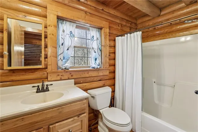 $219,900 | 2977 Jay Drive, New Castle, PA 16101