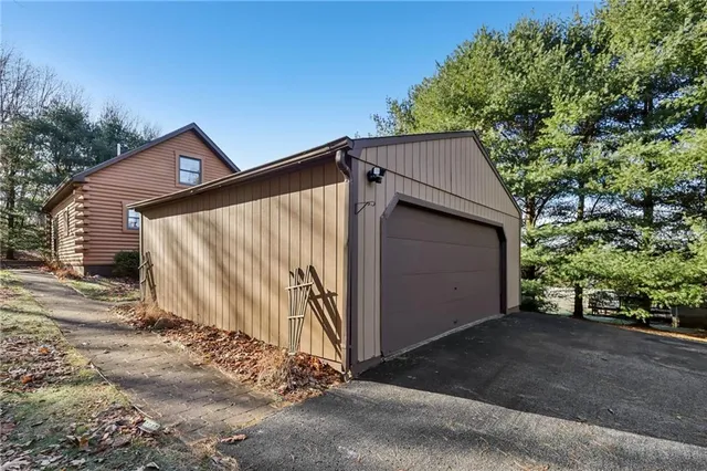 $219,900 | 2977 Jay Drive, New Castle, PA 16101