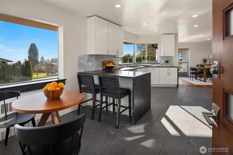 $2,370,000 | 6070 Seward Park Avenue South, Seattle, WA 98118